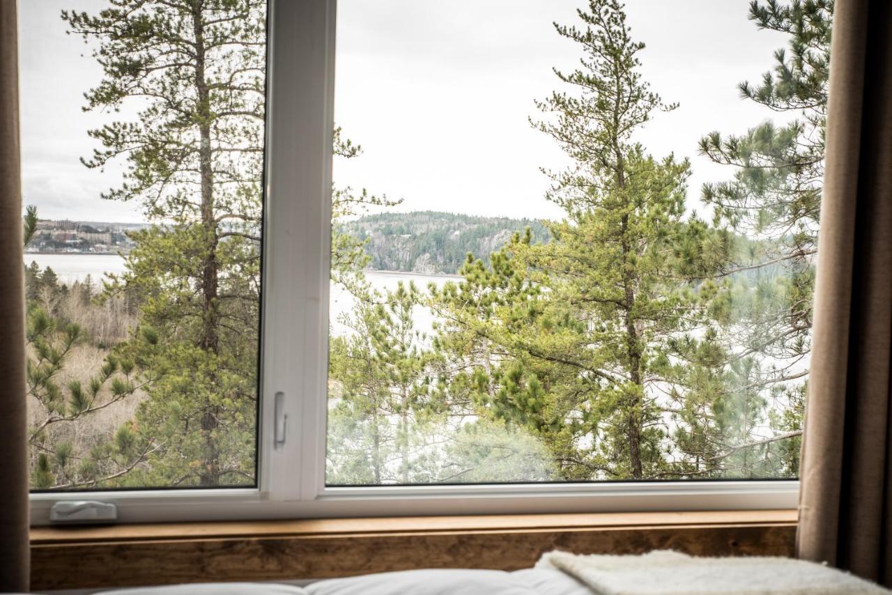 Gite Du Haut Des Arbres Saguenay Exterior photo